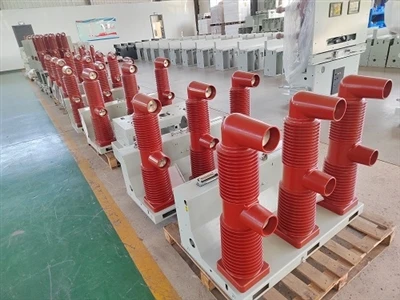 Key Considerations for Selecting Medium-Voltage Vacuum Circuit Breakers Key Considerations for Selecting Medium-Voltage Vacuum Circuit Breakers